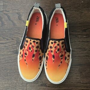 Zara boys flame shoes never worn!!